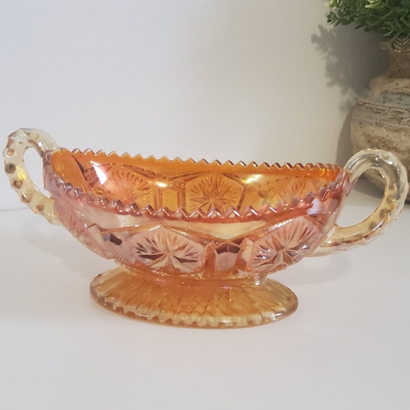 Vintage Imperial Star and File Marigold Carnival Glass Bowl - Picture 2 of 7